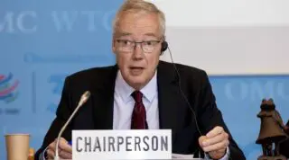 Dans la capitale camerounaise, il sera demandé aux ministres du Commerce des 166 Etats membres, d'approuver un plan de travail afin que les travaux puissent débuter dès avril 2026. Le facilitateur de la réforme, l'ambassadeur norvégien Petter Ølberg, a présenté à la réunion du Conseil général des 10 et 11 mars derniers un rapport de synthèse des consultations sur des questions de fond relatives à la réforme. Ce rapport sera présenté aux ministre