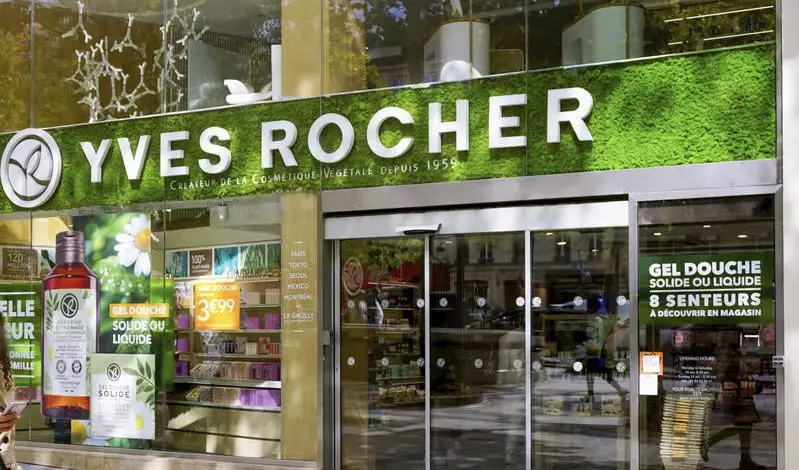 Ce qui se joue aujourd’hui est bien plus structurant : l’ESG entre dans une phase de judiciarisation globale, où les engagements sociaux, environnementaux et de gouvernance des entreprises deviennent des obligations juridiquement opposables, y compris pour des activités menées à des milliers de kilomètres du siège des sociétés mères.