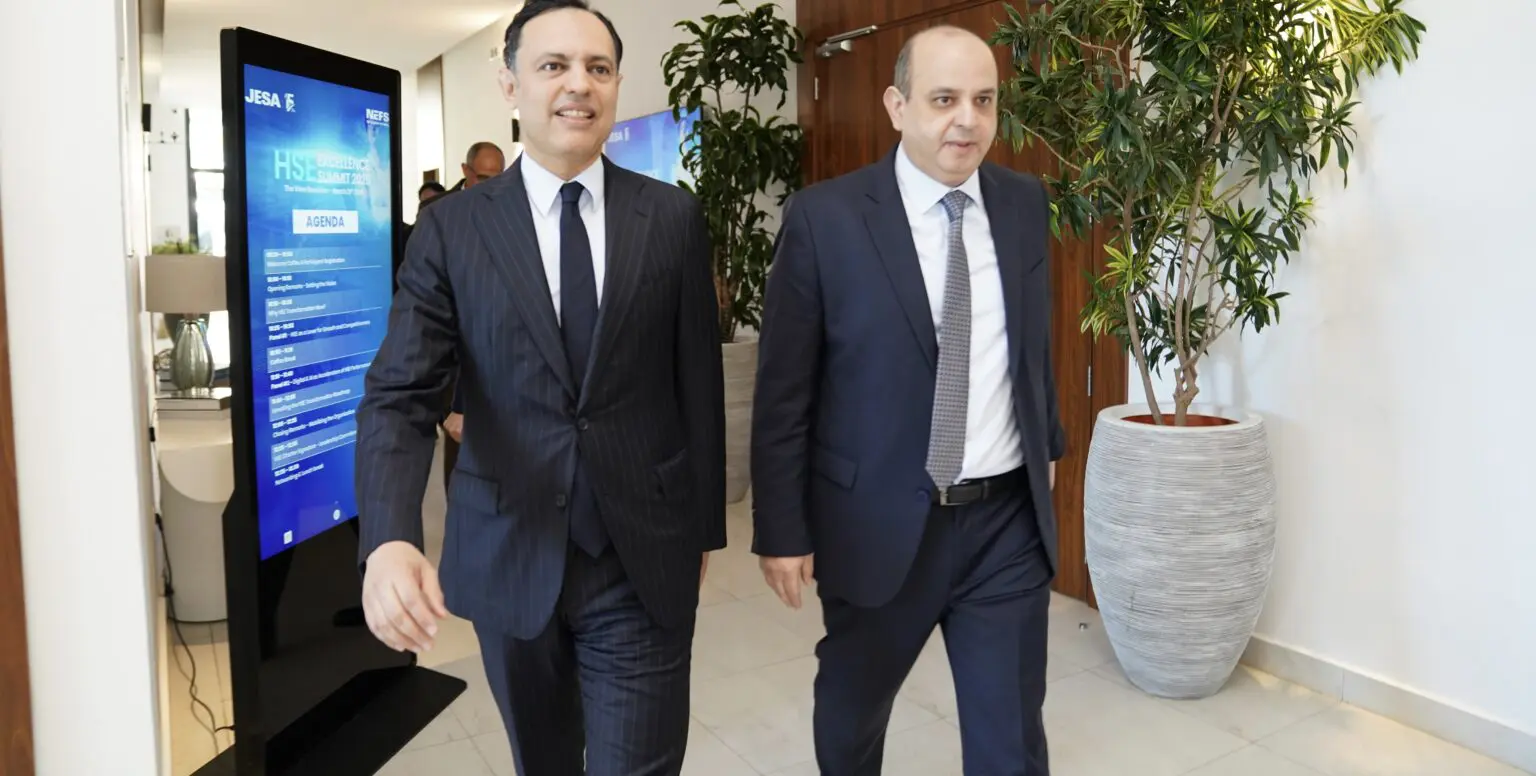 Le 31 mars 2026, à l’Hôtel The View de Bouznika, JESA a franchi une étape-clé dans sa transformation en organisant le HSE Excellence Summit. L’événement, marqué par la présence du ministre de l’Inclusion économique, Younes Sekkouri, a réuni un large écosystème composé de partenaires, clients, contractants et spécialistes de la santé, sécurité et environnement.