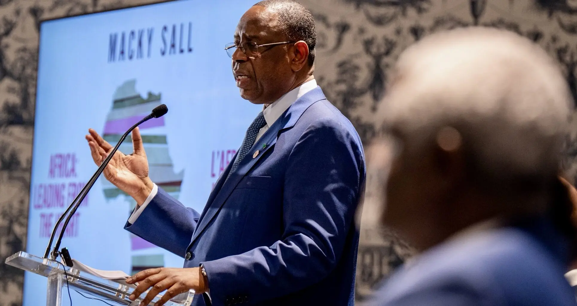 ONU | Élection : Macky Sall en pole position pour succéder à Guterres Selon une étude publiée par le cabinet américain Holding Price Limited, Macky Sall arrive en tête avec 38,6 % des intentions de vote. L’ancien président du Sénégal devance largement ses concurrents, parmi lesquels l’ancienne présidente du Chili, Michelle Bachelet (24,2 %), l’argentin Rafael Grossi, actuel Directeur général de l’Agence internationale de l'énergie atomique (AIEA) (21,7 %) et Rebeca Grynspan, économiste et ancienne deuxième vice-présidente du Costa Rica (15,5 %).