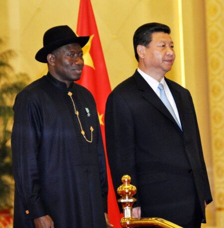 Goodluck jonathan, le président nigerian et Xi Jinping, son homologue chinois