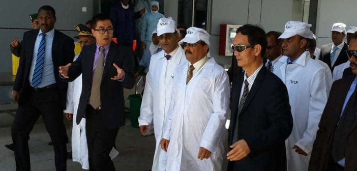 Visite du président mauritanien dans l'usine chinoise de poissons de Poly- Hondone à Nouadhibou