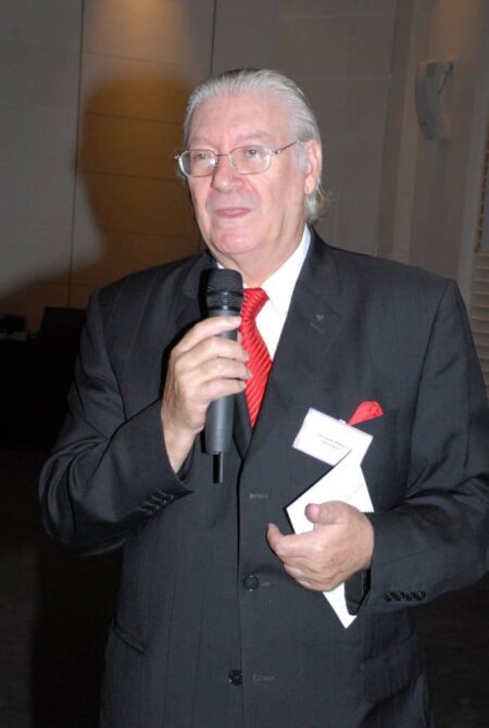 Entretien : Jacques Knafo, président du Groupe ESG Jacques Knafo, Président du groupe ESG