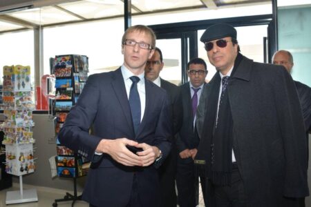 Arnaud Le Foll, Directeur général de Total Maroc Abdelkadr Amara ministre de l'Energie et des mines