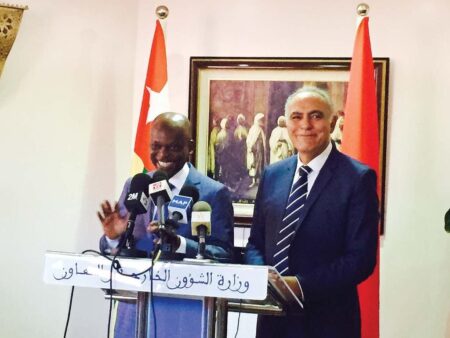 le ministre togolais des Affaires étrangères Robert Dussey et son homologue marocain Salaheddine Mezzouar lors d’une conférence au ministère marocain des Affaires étrangères