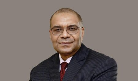 portrait Andrew Alli