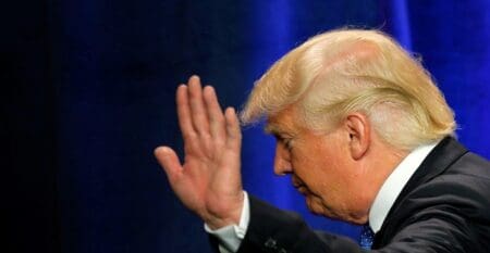 trump menace la CPI