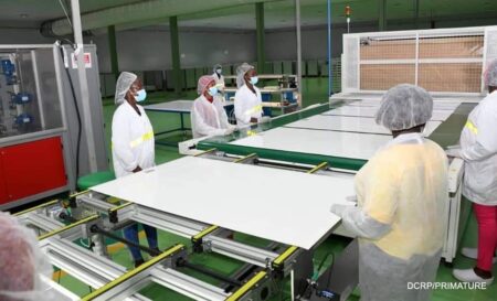 Burkina Faso : Inauguration de la première usine de panneaux solaires en Afrique de l’Ouest selon les autorités, Faso Energy est la première usine de fabrication de panneaux solaires en Afrique de l’Ouest.