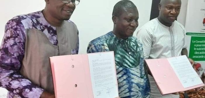 Cette signature de convention a pour but de booster la filière anacarde au Burkina Faso
