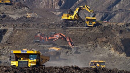 Afrique : ces investisseurs miniers «qui viennent les poches vides et qui repartent milliardaires»