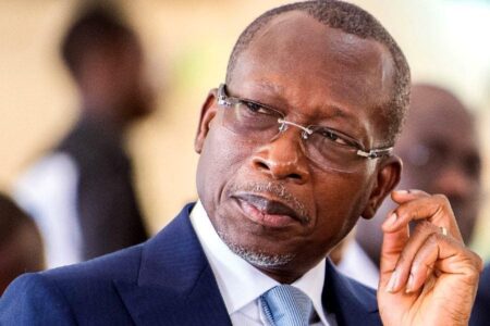 À travers un pipeline de près de 2000 kilomètres, le Niger a commencé à envoyer son pétrole brut au Bénin afin d'être vendu sur le marché international par la société chinoise CNPC, l'actionnaire principal. Ce sont 90 000 barils qui seront acheminés chaque jour à partir du site d'Agadem situé dans la région de Diffa, au sud-est du Niger, près de la frontière tchadienne.