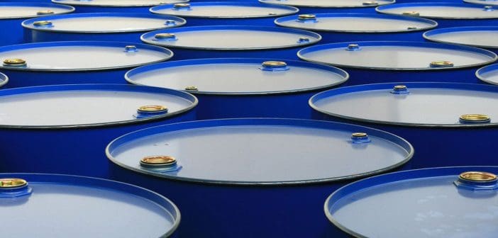 La Russie voit le baril de pétrole monter à 300 dollars en cas de sanctions occidentales contre ses exportations