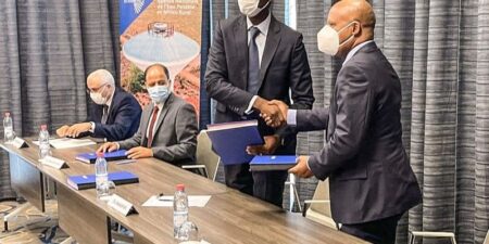 Signature du contrat Bénin Eranove