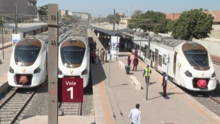 Sénégal : Le Train express régional a généré 3 milliards de FCFA pour ses 100 premiers jours d’exploitation Le Train Express Regional