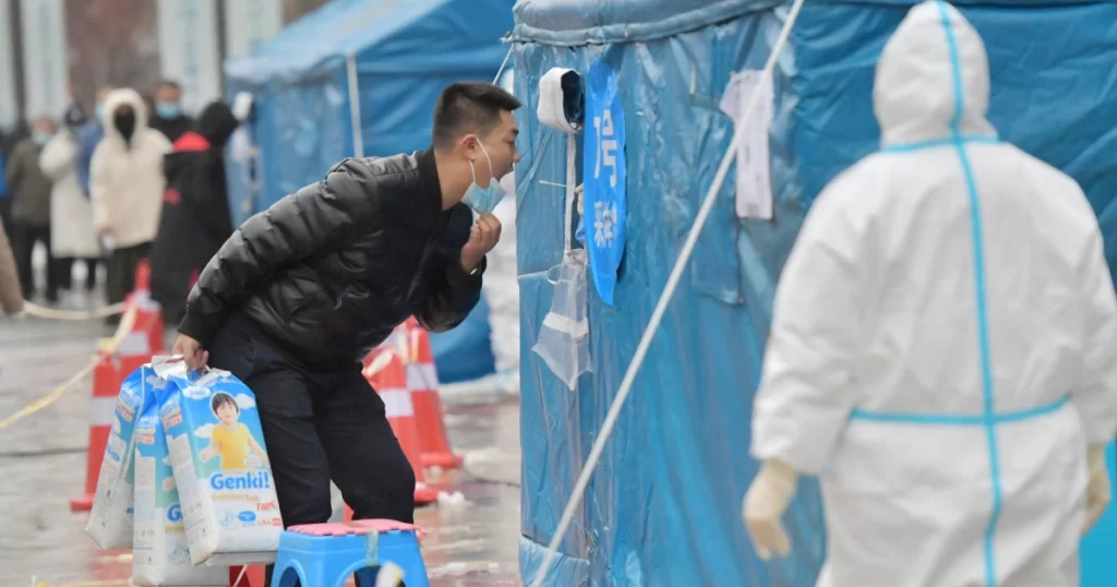 Chine : Le « zéro Covid » grippe la croissance