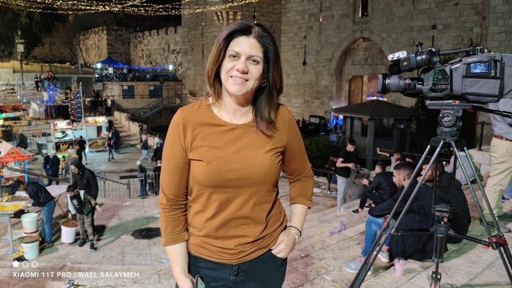 Shireen Abu Akleh, journaliste d’Al-Jazira, tuée lors d’affrontements en Cisjordanie