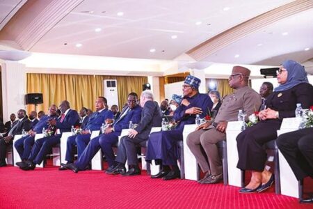 Sommet IDA-20 :
La Banque mondiale casse sa tirelire pour l’Afrique Le Président Macky Sall du Sénégal