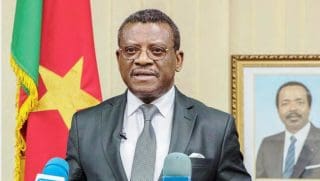 Porté par une joint-venture sino-camerounaise, la société Yicheng Pharmaceutical Group Fabrication Co. Ltd, ce projet vise à faire du Cameroun «un acteur central de la production et de la distribution de médicaments dans la sous-région.» S’il se concrétise, ce projet sera une réponse concrète à l’ambition souverainiste de ce pays qui dépend des importations pour la quasi-totalité de sa consommation de médicaments et de produits pharmaceutiques. En effet, plus de 95% des médicaments vendus au Cameroun sont importés, pour une facture estimée à 169 milliards de francs CFA en 2024.