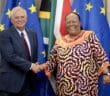 Josep Borrell, le Haut représentant de l'UE pour les Affaires étrangères et Naledi Pandor,inistre des Relations internationales et de la Coopération d'Afrique du Sud