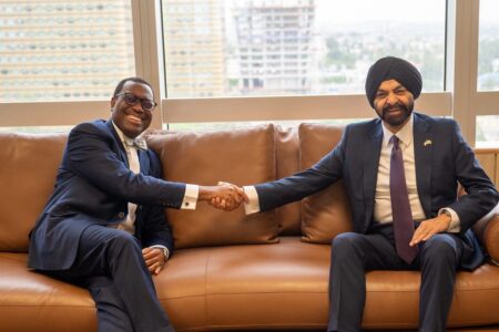 Ajay Banga mène campagne en Afrique