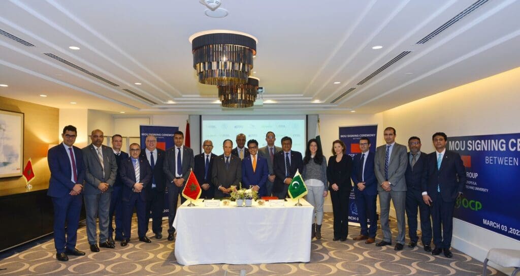 Maroc-Pakistan : Le Groupe OCP, l’UM6P et le Groupe Fauji renforcent leur partenariat historique. OCP-UM6P- FAUJI