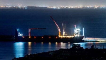 L’Afrique du Sud arme-t-elle la Russie ?! L’Afrique du Sud arme-t-elle la Russie ?!