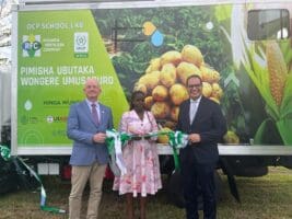 Rwanda : Signature d’un protocole d’accord pour soutenir 180 000 agriculteurs entre OCP Africa, RFC et CNFA