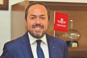 Abdelhamid Addou, PDG de RAM : « Notre ambition est d’être véritablement les porteurs de l’identité et du rêve africains » "Fière de ses origines, la RAM est un transporteur aux ambitions internationales qui accompagne son pays et son continent vers le progrès", a-t-il poursuivi, soulignant qu'"en reliant l'Afrique au monde, la RAM entend aussi faire rayonner sa richesse culturelle infinie et ses talents qui sont de plus en plus reconnus dans le monde entier".