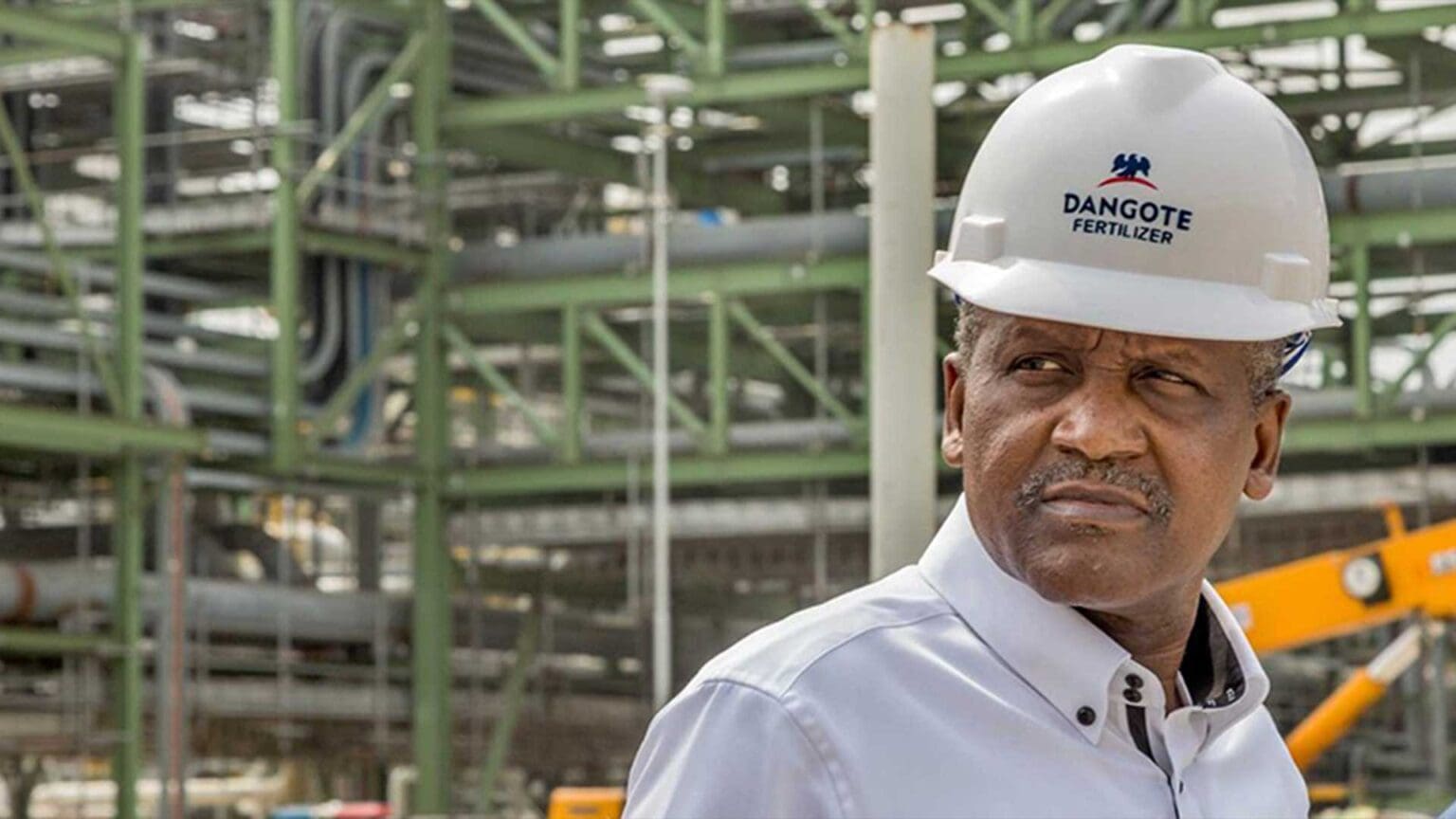 Selon le magazine Forbes, Aliko Dangote aurait perdu sa place d'Africain le plus riche du continent. Cependant, Bloomberg contredit son concurrent en maintenant l’homme d’affaires nigérian sur la plus haute marche du podium des milliardaires du continent.