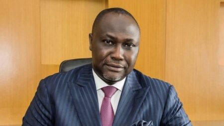 Financement: Une initiative inédite de l’Africa Finance Corporation «L'Afrique du Sud est déjà sur la table, nous sommes en discussion, nous avons été approchés par deux autres pays pour l’émission d’obligations libellés en monnaies locales», révèle le PDG de l’Africa Finance Corporation (AFC) Samaila Zubairu.