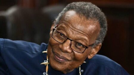 Afrique du Sud : Mangosuthu Buthelezi, figure historique du parti nationaliste Inkatha Freedom, est mort à 95 ans