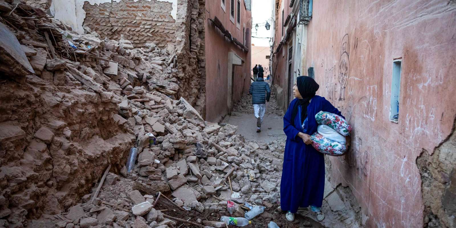 Le tremblement de terre au Maroc a fait plus de 1000 morts – les réactions en chaîne Le tremblement de terre au Maroc a fait plus de 1000 morts - les réactions en chaîne
