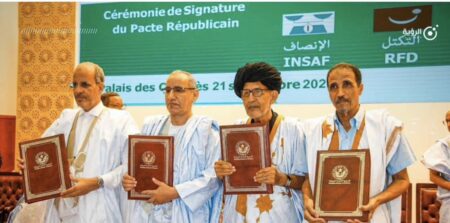 La vraie opposition n’est pas représentée à cette cérémonie où ont pris part les leaders des partis politiques non représentés au parlement !!!