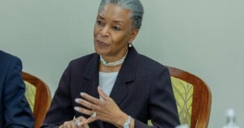 L'AGOA institue depuis 23 ans des préférences commerciales et de facilités douanières aux marchandises provenant des pays d’Afrique subsaharienne. L’objectif est d’améliorer son impact, justifie la représentante adjointe des Etats-Unis pour le commerce extérieur chargée des Affaires africaines, Constance Hamilton.