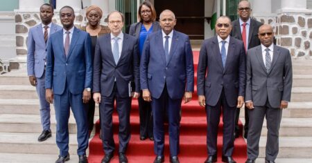 Réunion du gouvernement ivoirien avec la délégation du FMI « qui se félicite de la bonne santé de notre économie et soutient nos projets», écrit Patrick Achi, Premier ministre