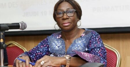 La toute nouvelle présidente du Sénat de Côte d’Ivoire a une longue carrière politique. En 2011, elle a exercé les fonctions de ministre de l’Éducation nationale, de l’Enseignement technique et de la Formation professionnelle, poste qu’elle occupera jusqu’en avril 2021.
