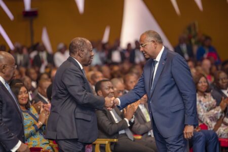 Côte d'Ivoire : démission du Premier ministre et de l'équipe gouvernementale