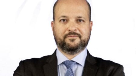 Saad est un professionnel au leadership reconnu pour ses qualités de rigueur, de pensée stratégique et sa culture de la résolution de problèmes.