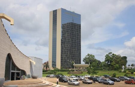 La Banque africaine de développement (BAD) s'est vue confirmé sa note Triple A de son statut d’emprunteur à long terme par l’agence de notation financière Moody's.