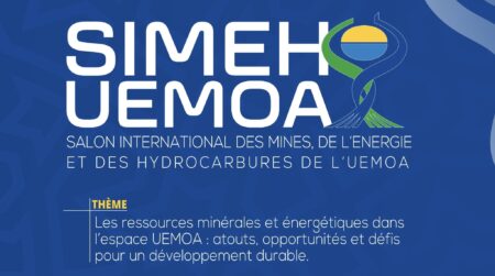 «L’objectif général de ce salon international est de promouvoir les potentiels minier, énergétique et d’hydrocarbures des pays membres de l’UEMOA, de créer un cadre qui permet aux Etats membres et aux acteurs, d’anticiper et de résister aux effets des chocs endogènes et exogènes en vue d’obtenir des secteur minier, énergétique et des hydrocarbures performants, résilients, compétitifs et créateurs de richesses », indique le communiqué du SIMEH-UEMOA.