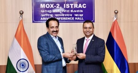 Les deux parties avaient discuté des détails techniques et des possibilités d'application pour la mise en orbite d'un satellite commun.