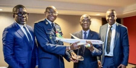 Air Sénégal et Air Ivoire concluent un partenariat inédit Deuxième composante inédite de cet accord est son volet opérationnel que l’on ne retrouve pas dans les conventions similaires. Air Sénégal et Air Ivoire s’engagent à réaliser des économies d’échelle en mutualisant les ressources techniques et humaines pour plusieurs opérations, notamment l'achat groupé de carburant, la maintenance et la gestion de la flotte, etc.