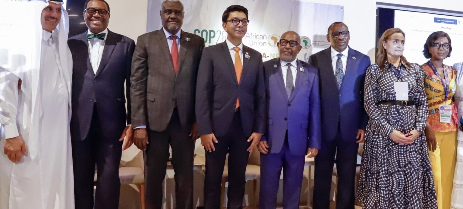 Dès le lendemain de ces résultats officiels, même si Andry Rajoelina n’a pas encore prêté serment, comme veut l’article 15 de la décision de la HCC, il s’est déplacé à Dubaï, centre de rencontre de la COP 28.