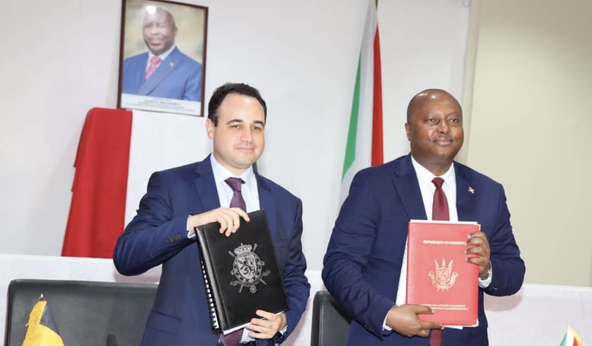 Burundi – Belgique : Signature d’une convention de coopération pour 75 millions d’euros Signature de la convention entre le Burundi et la Belgique portant sur un programme de coopération 2024-2028 d'une valeur de 75 millions d'Euros dans les secteurs de la santé, éducation, agriculture, changement climatique et la bonne gouvernance.
