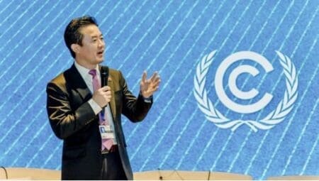 Charles Yang est intervenu lors d'une session UGIH de la CCNUCC intitulée « Transition verte, innovante, et numérique ». L'objectif de ce panel était d'explorer de nouvelles réflexions et modes d’action dans le cadre de la transition énergétique, tout en présentant de nouveaux cas concrets et des opportunités de collaboration à saisir.