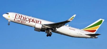 Fret aérien. Ethiopian Airlines met le cap sur Casablanca Casablanca constituera une des 34 destinations des services de fret et de logistique du groupe. Ce plan s'inscrit dans le cadre des efforts déployés par la compagnie aérienne éthiopienne pour étendre ses services de fret et de logistique en ouvrant de nouvelles routes et en augmentant la fréquence des vols.