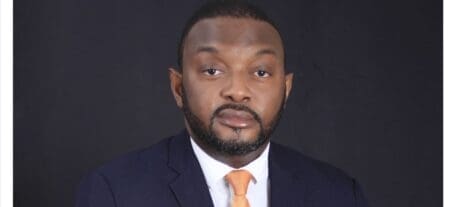 Master Financial Group (MFG), dirigé par le jeune banquier ivoirien Mamadou Diarrassouba en tant que Président, a annoncé le 12 décembre la signature du protocole de prise de participation majoritaire dans le capital social de HES FINANCES SA, une institution de microfinance de premier plan en Côte d'Ivoire. La finalisation de cette transaction reste conditionnée à l'obtention des accords préalables des autorités de contrôle.