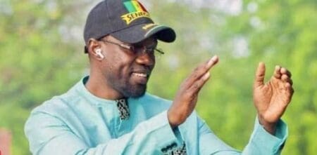 Sénégal/Présidentielle : Ousmane Sonko a déposé sa candidature devant le Conseil constitutionnel Ousmane Sonko, engagé dans un bras de fer de plus de deux ans avec l'État qui a donné lieu à plusieurs épisodes de troubles meurtriers, avait jusqu'au 26 décembre pour déposer sa candidature et recueillir ses parrainages, rappelle le même média.
