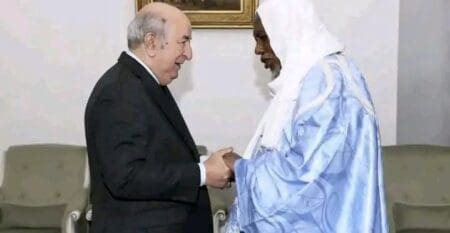 Mali : L’ambassadeur algérien convoqué ''Ce mercredi 20 décembre courant, S.EM, Abdoulaye Diop, ministre des Affaires étrangères et de la Coopération internationale a convoqué l'ambassadeur de populaire de l'Agérie au Mali, pour élever une vive protestation du Gouvernement de la République du Mali, suite aux récents et actes inamicaux posés par les Autorités algériennes, sous le couvert du processus de paix au Mali'' indique le communiqué.
