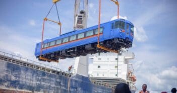 La réhabilitation du chemin de fer Matadi-Kinshasa entre dans une nouvelle phase avec l’arrivée des premiers trains passagers